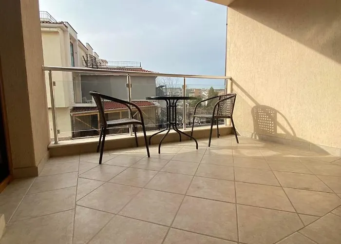 Апартаменты Apartcomplex Onegin 2,free Parking